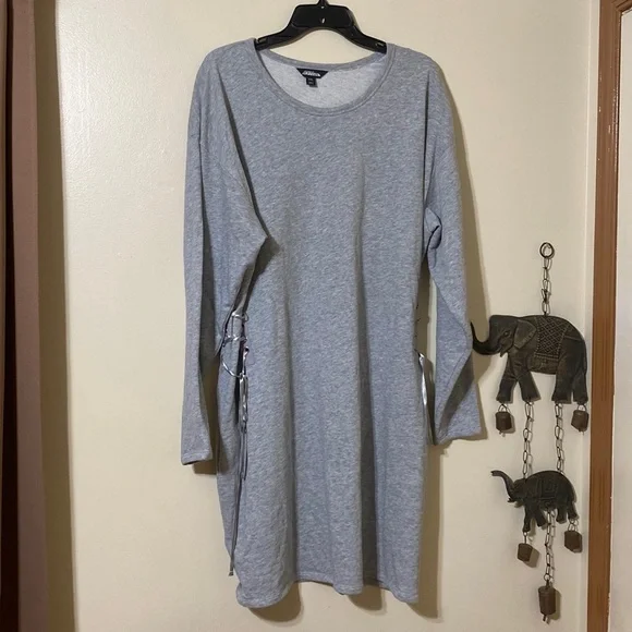 PROJECT RUNWAY sweatshirt dress - Picture 1 of 7